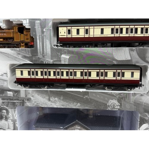 177 - Bachmann Branchline The Railway Children Special Collectors Edition 30-575. Untested as appears as n... 