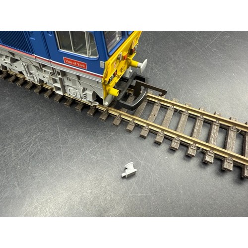 210 - Lima L204805 Class 59 201 Vale of York - Tested Runner
(500g) 
Missing buffer (see photos)