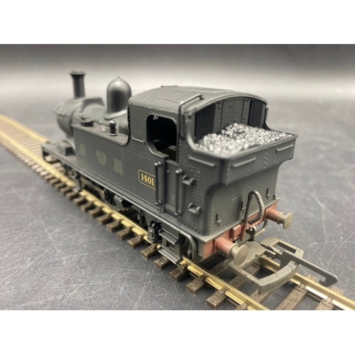 178 - Hornby R3186 Trains On Film: Titfield Thunderbolt train pack with 14xx, lowmac, toad brake van & DVD... 