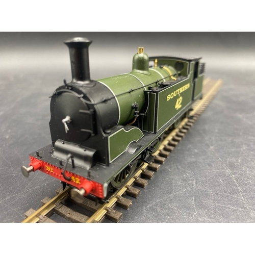 244 - Hornby R2840 Class M7 0-4-4T E42 in SR Maunsell Green - Tested Runner
(400g)