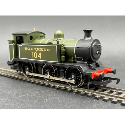 252 - Hornby R261 Class E2 0-6-0T 104 in SR Olive Green - Tested Runner
(300g)