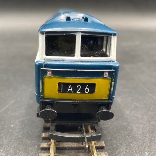 253 - Hornby R122 Hymek Class 35 Hymek D7093 in BR Blue - Tested Runner
(400g)