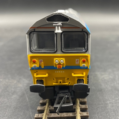 256 - Hornby R3041 Class 59 59005 