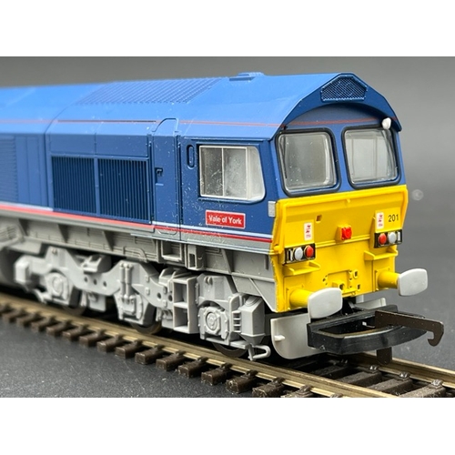 211 - Lima L204805 Class 59 59201 'Vale of York' in National Power blue - Tested Runner
(450g)