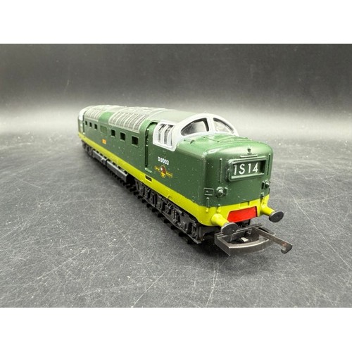 279 - Lima L205105 Class 55 Deltic D9003 'Meld' in BR green - Tested Runner
(300g)