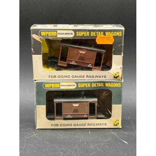 420 - 10 Boxed Wrenn Rolling stock
(1000g)
Wrenn W4630 8 Ton Cattle wagon (3)
Wrenn W4640 Goods Wagon Stee... 