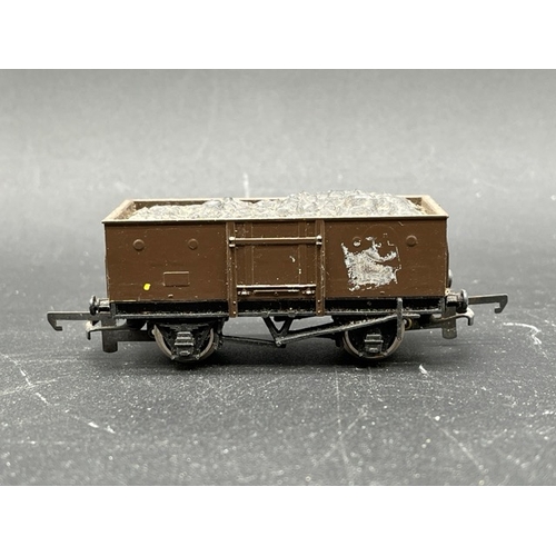 420 - 10 Boxed Wrenn Rolling stock
(1000g)
Wrenn W4630 8 Ton Cattle wagon (3)
Wrenn W4640 Goods Wagon Stee... 