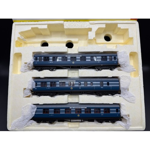 184 - Hornby R2788 'Coronation Scot' Train pack with Coronation class loco and 3 coaches in LMS blue- Inco... 