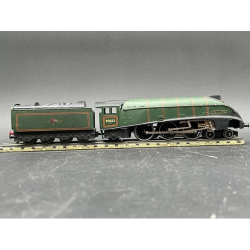 82 - Two 3-Rail Tested Dublo Locos and Rolling-stock
(2000g)
Hornby Dublo 3-rail L11 4-6-2 BR green A4 Cl... 