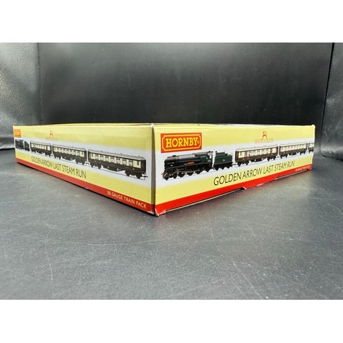 186 - Hornby R3400 Golden Arrow Last Steam Run Train Pack with Rebuilt 'West Country' 4-6-2 34100 