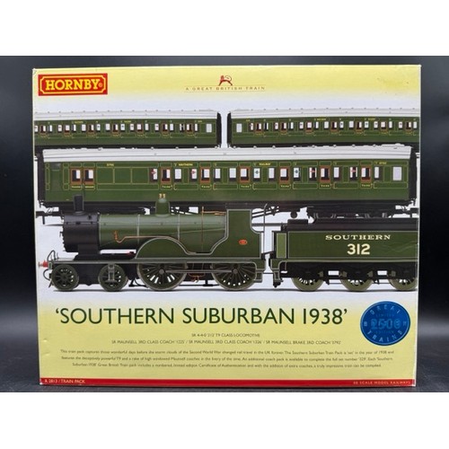 188 - Hornby R2813 'Southern Suburban 1938' Limited Edition Train Pack. Tested Runner. 
(950g).
SR 4-4-0 '... 