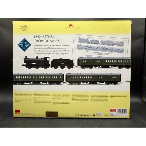 190 - Hornby R3302 '1940: Return from Dunkirk' 75th Anniversary Train Pack with 700 class 0-6-0 325 in Sou... 