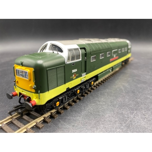 285 - Bachmann Branchline 32-525 Class 55 Deltic D9004 'Queens Own Highlander' in BR Green - Tested Runner... 