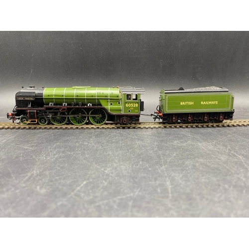 289 - Bachmann Branchline 31-527 Class A2 4-6-2 60528 'Tudor Minstrel' in BR apple green with single chimn... 