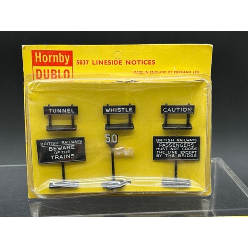 83 - Hornby Dublo 5037 Lineside Notices (un-punched) in original undisturbed packaging, together with thr... 