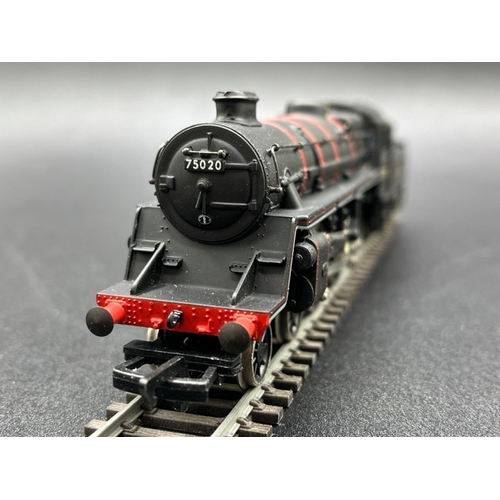 298 - Bachmann Branchline 31-103 Standard Class 4MT 4-6-0 75020 with BR2 tender in BR lined black with lat... 