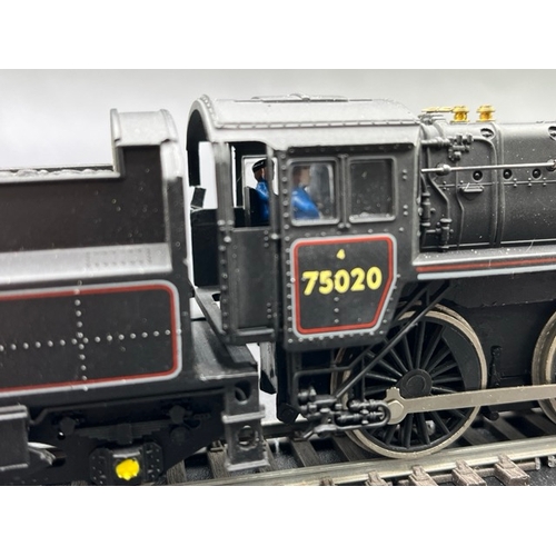 298 - Bachmann Branchline 31-103 Standard Class 4MT 4-6-0 75020 with BR2 tender in BR lined black with lat... 