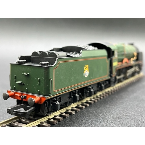 301 - Bachmann Branchline 31-405 Class LN 'Lord Nelson' 4-6-0 30852 'Sir Walter Raleigh' in BR green with ... 