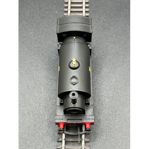 307 - Two Hornby OO gauge 0-4-0 Shunter locomotives - both Tested Runners
(500g)
Hornby R2188 Class 06 Shu... 