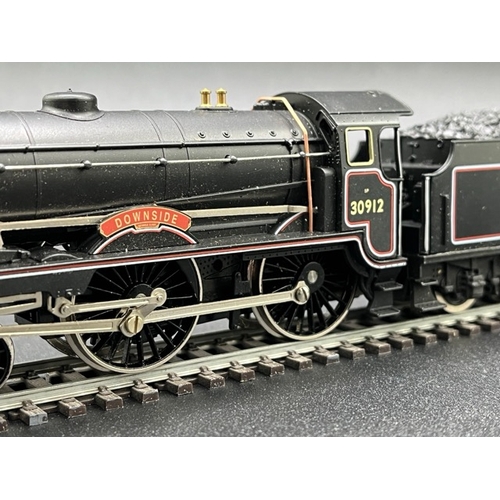 317 - Hornby R2079 Class V Schools 4-4-0 30912 