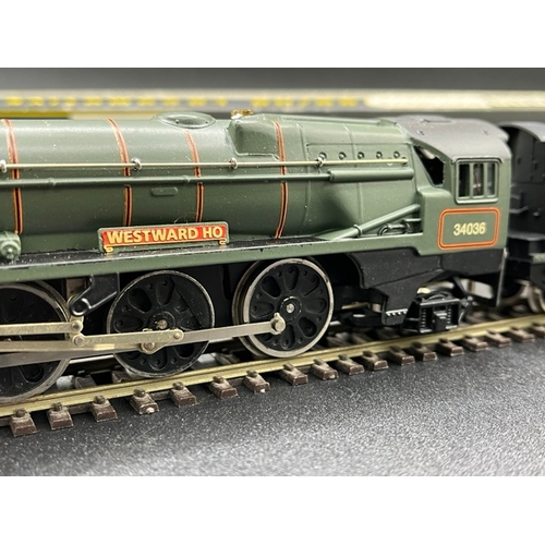 93 - A Boxed Wrenn W2287 OO gauge Rebuilt Bulleid Pacific locomotive and tender, 'Westward Ho' No.34036 -... 