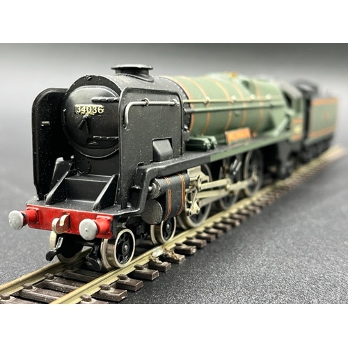 93 - A Boxed Wrenn W2287 OO gauge Rebuilt Bulleid Pacific locomotive and tender, 'Westward Ho' No.34036 -... 