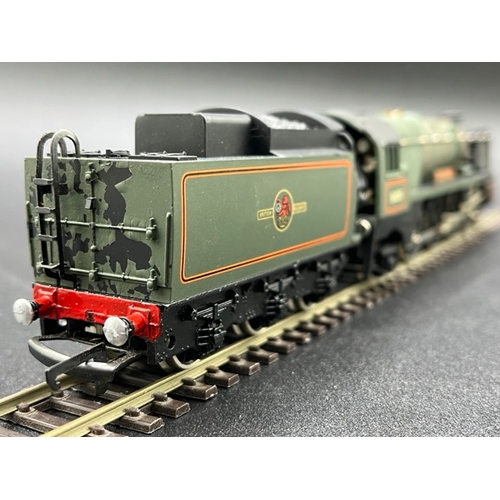 93 - A Boxed Wrenn W2287 OO gauge Rebuilt Bulleid Pacific locomotive and tender, 'Westward Ho' No.34036 -... 