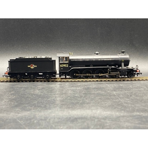 323 - Heljan 6603913 Class O2/3 Tango 2-8-0 63952 in BR black with late crest with stepped tender - Tested... 