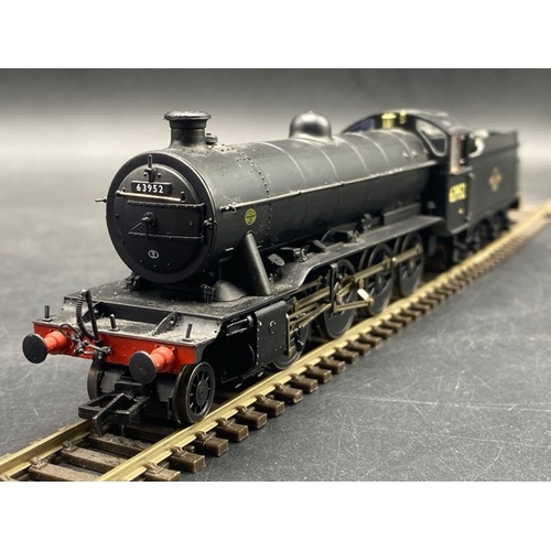 323 - Heljan 6603913 Class O2/3 Tango 2-8-0 63952 in BR black with late crest with stepped tender - Tested... 