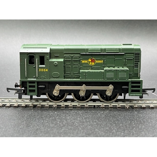 325 - Lima L205108 Class 08 3004 in BR Green in Wrenn 2205 box - Tested Runner
(300g)
Noisy runner, needin... 