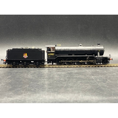 324 - Heljan 6603921 Class O2/4 Tango 2-8-0 63983 in BR black with early emblem with flush tender - Tested... 