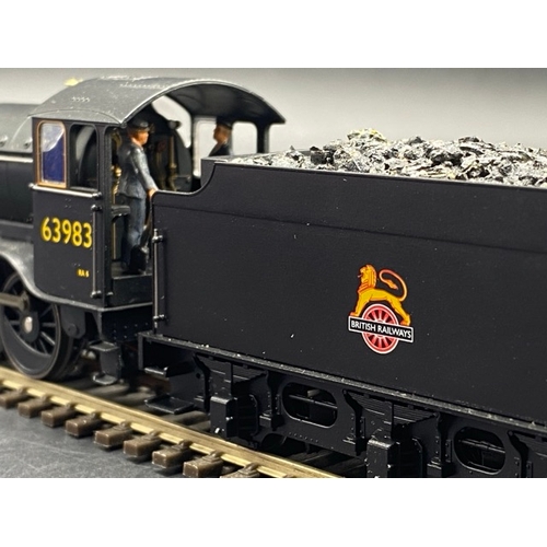 324 - Heljan 6603921 Class O2/4 Tango 2-8-0 63983 in BR black with early emblem with flush tender - Tested... 