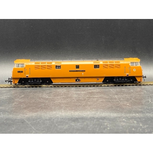 327 - Dapol OO gauge 4D-D1015 Class 52 D1015 'Western Champion' in BR Golden Ochre - Limited Edition of 30... 