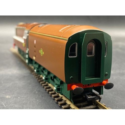 207 - KR Models English Electric GT3 OO gauge, Tested Runner with box
(1300g)
Prototype Brown livery
Highl... 