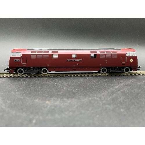 196 - Hornby R538 Western Express Goods Set with Tested Runner 'Western Courier