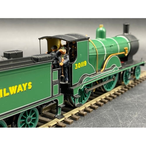 336 - Hornby R2889 Class T9 Greyhound 4-4-0 30119 in SR Lined Bulleid Green as per Royal Train duty. Colle... 