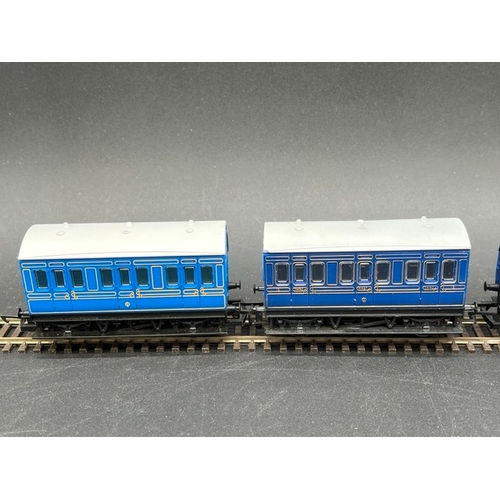 423 - 26 OO gauge Hornby Rolling stock 'Ready to Roll'
(1300g)
Includes, Private owner wagons, branded van... 