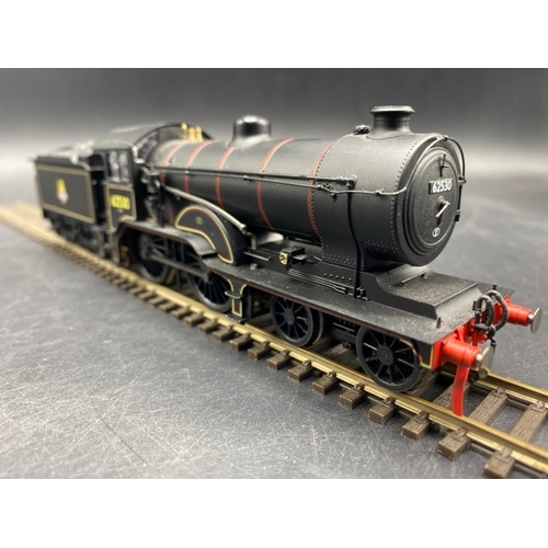 338 - Hornby R3234 Class D16/3 'Claud Hamilton' 4-4-0 62530 in BR Black with early emblem - Tested Runner
... 