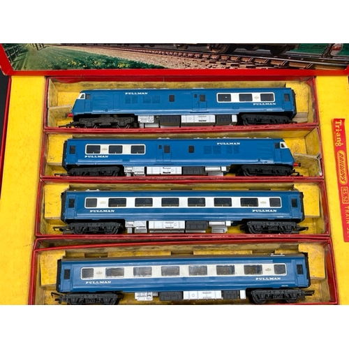 97 - Triang RS.52 Blue Pullman Electric Train set in box with original packaging - Non-Runner
(1300g)
Tri... 