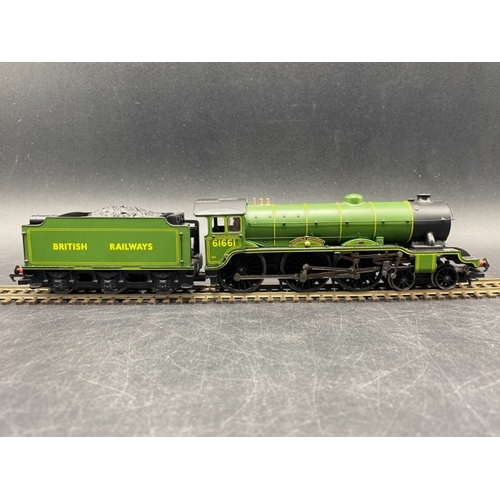 339 - Hornby R2319 Class B17 4-6-0 