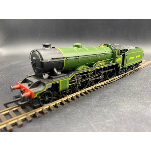 339 - Hornby R2319 Class B17 4-6-0 