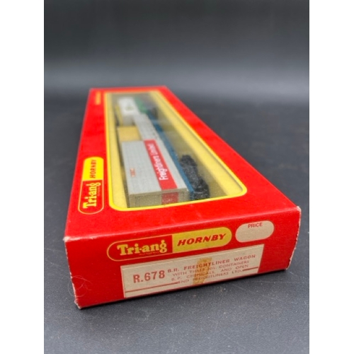 105 - Five OO Triang Hornby boxed Freightliner Wagons with various containers
(1000g)
R634 BR Freightliner... 