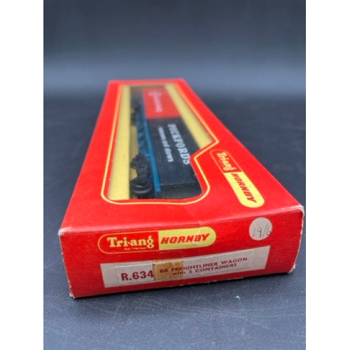 105 - Five OO Triang Hornby boxed Freightliner Wagons with various containers
(1000g)
R634 BR Freightliner... 