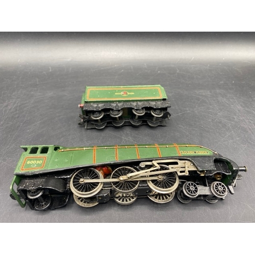 87 - Dublo 2211 Class A4 4-6-2 'Golden Fleece' 60030 in BR Green - Tested Runner
(700g)