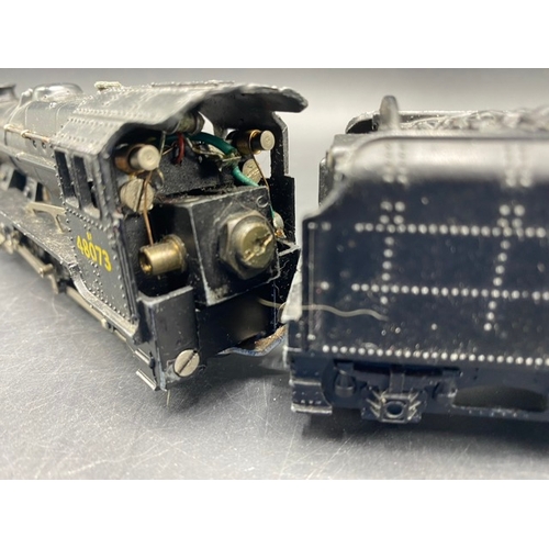 88 - Dublo 2224 Class 8F 2-8-0 48073 in BR black with late crest - Tested Runner
(900g)