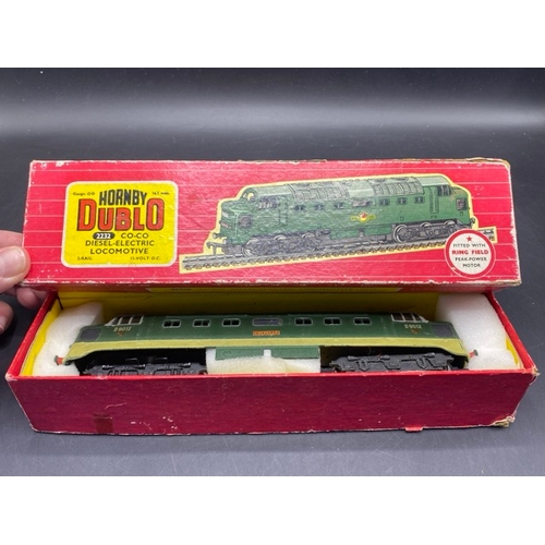 89 - Dublo 2232 Class 55 Deltic in BR Green Crepello D9012 - Non Runner
(700g)