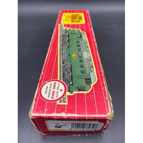 89 - Dublo 2232 Class 55 Deltic in BR Green Crepello D9012 - Non Runner
(700g)