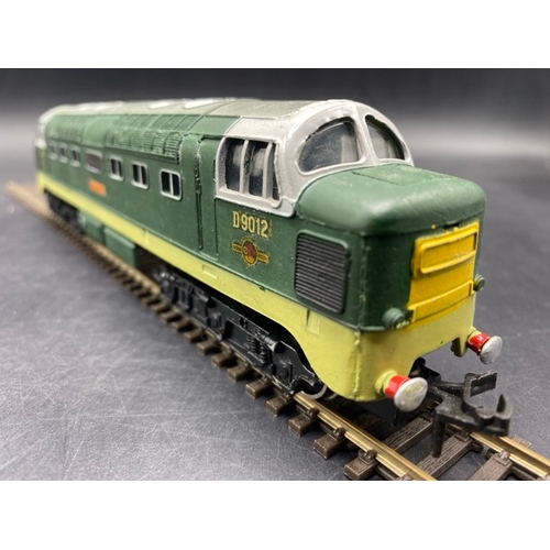 91 - Hornby Dublo 2234 Class 55 Deltic D9012 'Crepello' in BR Green - Tested Runner
(800g)