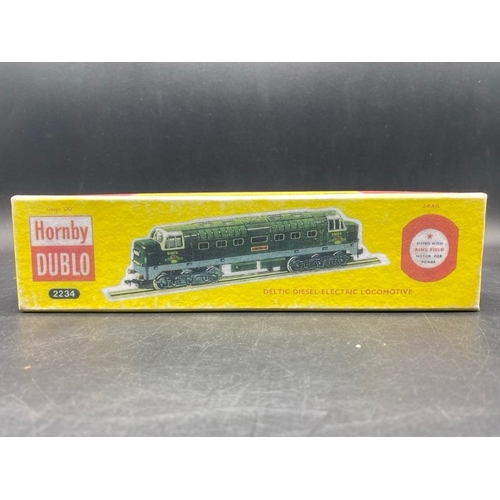 91 - Hornby Dublo 2234 Class 55 Deltic D9012 'Crepello' in BR Green - Tested Runner
(800g)