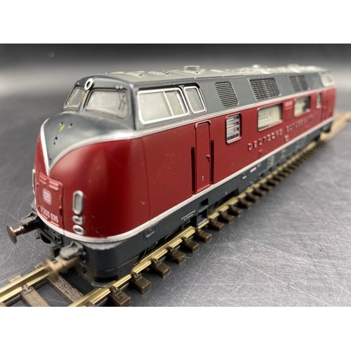 130 - Roco 43522 Class V200 035 of the DB -  Tested Runner
(800g)